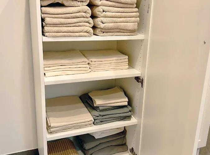 Casa Rossa Apt1 - Modern Living Near Frankfurt