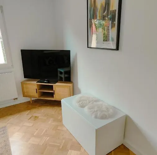Casa Rossa Apt1 - Modern Living Near Frankfurt Appartamento *